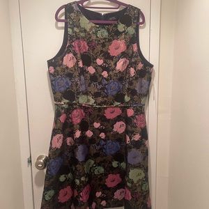 Tahari Floral Dress Size 16